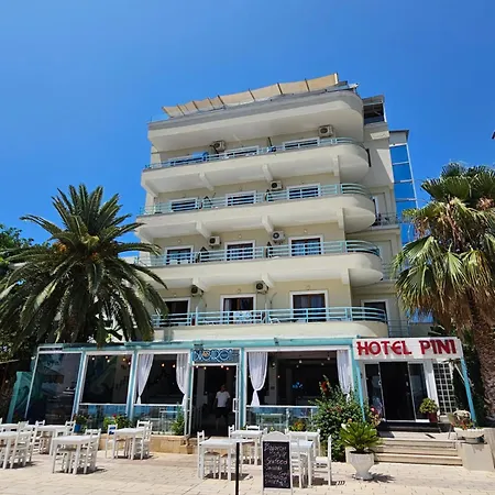 Pini 3* Sarandë
