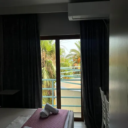 Hotel Pini 3*