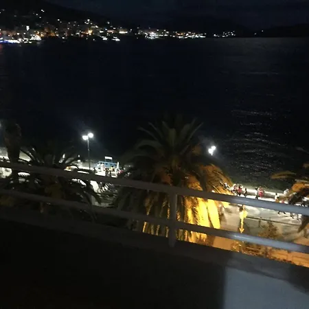 Hotel Pini Sarandë
