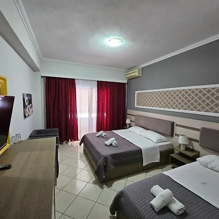 Hotel Pini Sarandë
