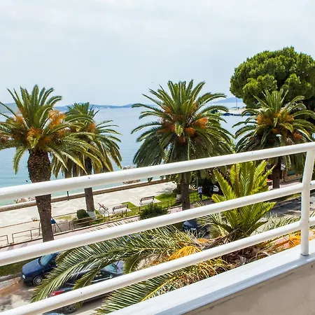 Pini Hotel Sarandë